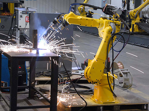Problems and solutions in the application of welding robots